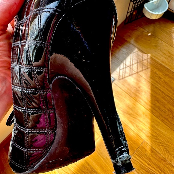 BCBG jet black pumps - Picture 5 of 7